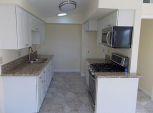 265 Ogle St #A, Costa Mesa, CA 92627