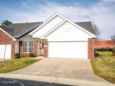 102 Charlton Wynde Dr, Louisville, KY, 40245