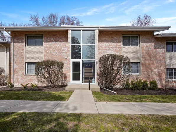 405 Birch Tree Ln, Michigan City, IN 46360