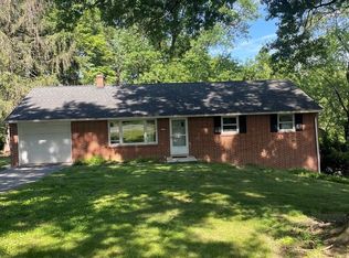 329 Fairview Dr, Lititz, PA 17543