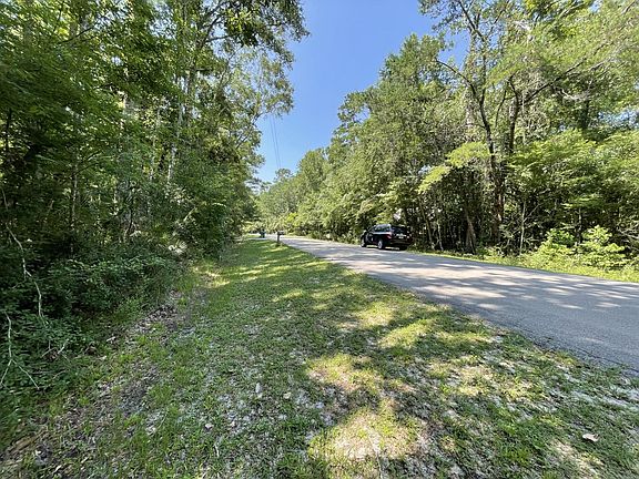 3rd image of Xxx River Plantation Rd