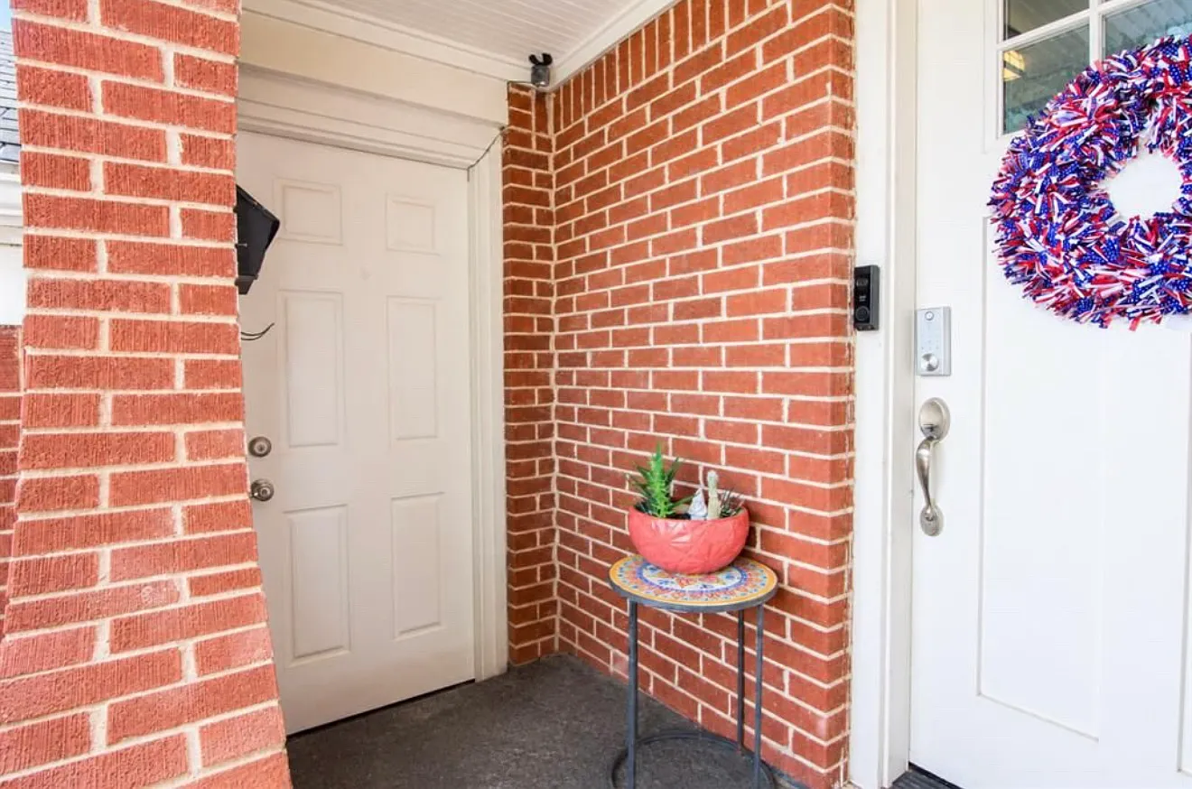 3 bed, 1274 sqft, $1,450 — Photo 3