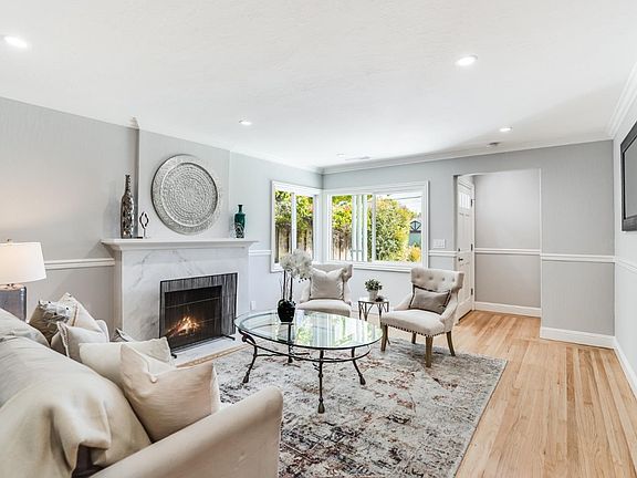4th image of 4062 2nd St