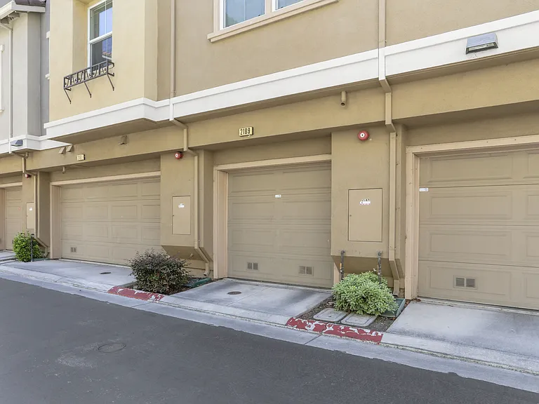2189 Beech Cir #1 — Photo 21