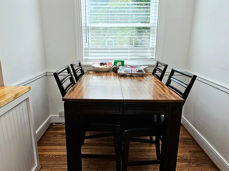 1403 Roxbury Rd — Photo 13