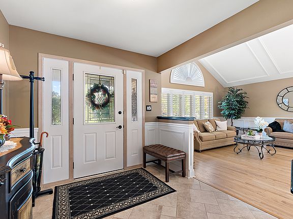 4th image of 18042 Davids Ln