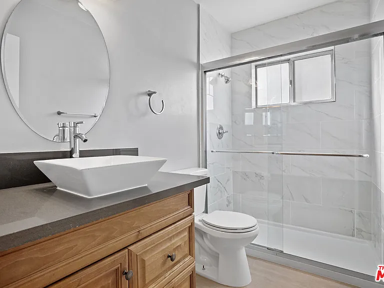 11743 Mayfield Ave #3 — Photo 14