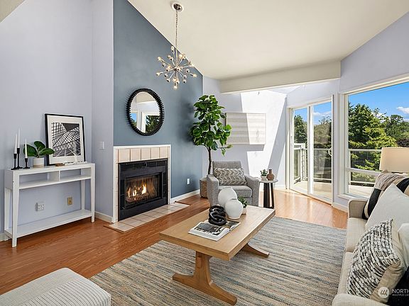 2nd image of 11639 91st Lane NE #6