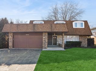 10448 Winter Park Dr, Palos Hills, IL