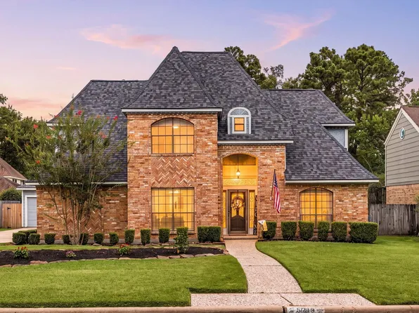 5719 Lone Cedar Dr, Kingwood, TX 77345
