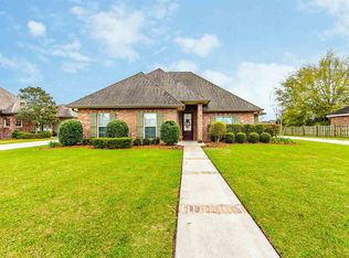 155 Elmwood Dr, Thibodaux, LA 70301