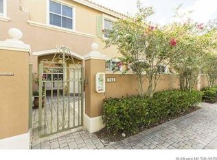 764 SW 106th Ave, Hollywood, FL 33025