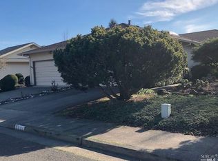 8891 Oak Trail Dr, Santa Rosa, CA 95409