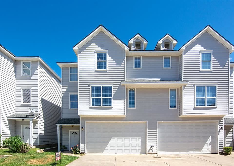 1st image of 139A Binnacle Ct #A