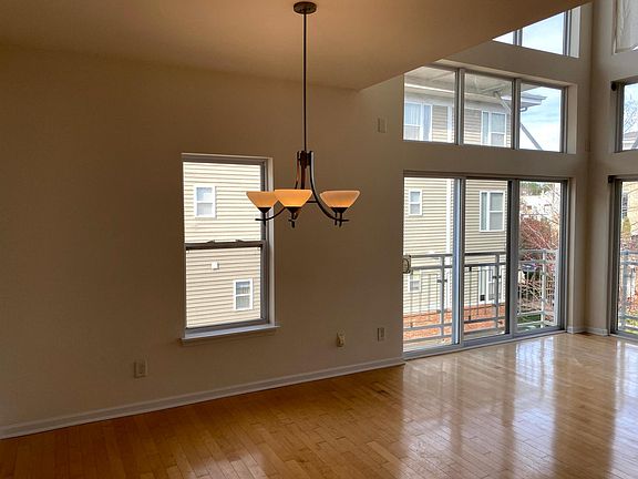 Dining room / living room