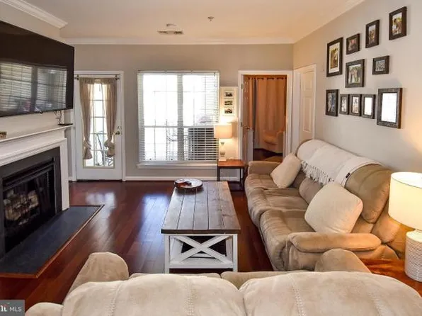 4551 Strutfield Ln, Alexandria, VA 22311
