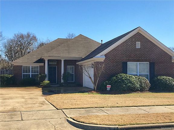 2nd image of 3800 Claiborne Cir