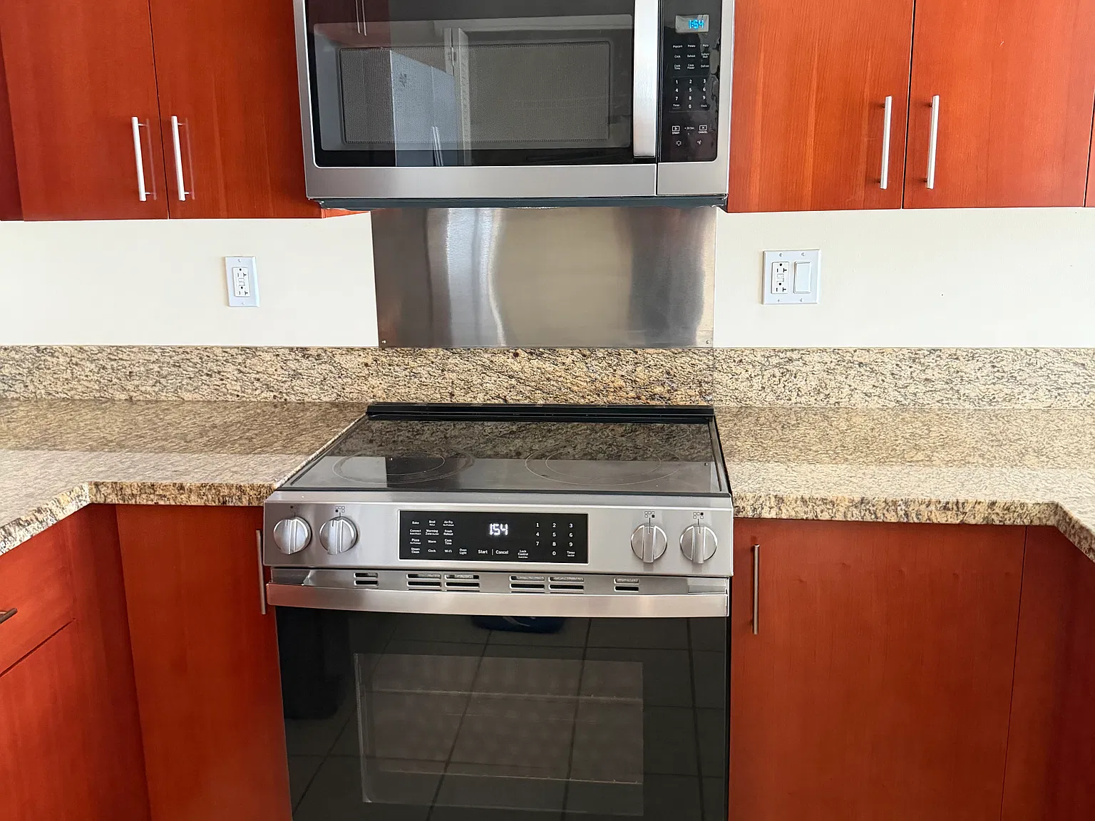 1 bed, 618 sqft, $3,150 — Photo 4
