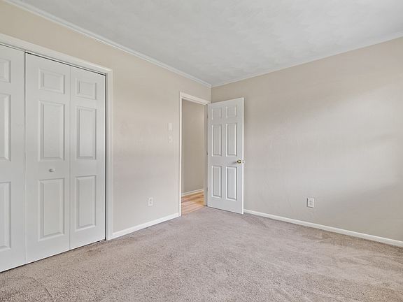 2nd image of 3305 Portobello Ct