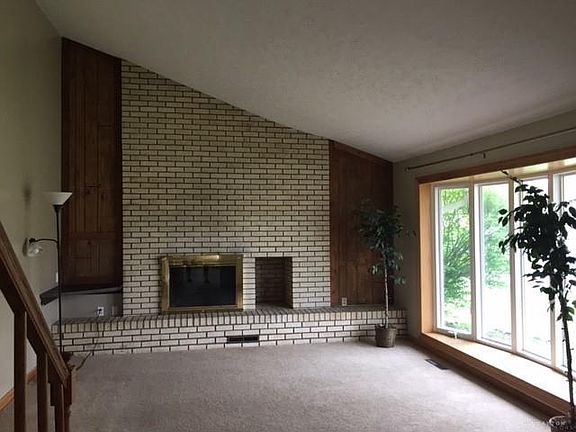 3rd image of 4048 Glenheath Dr