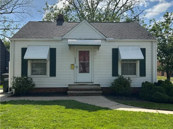 530 Darlington Dr, Bedford, OH 44146