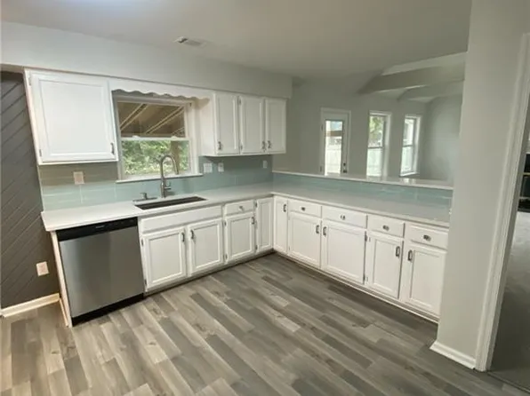 988 Kela Cres, Virginia Beach, VA 23451