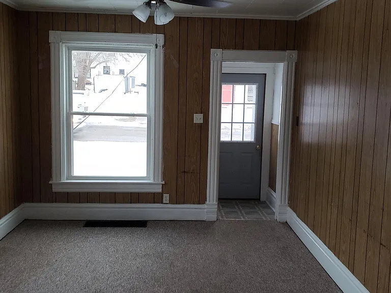 38 W Dexter St — Photo 10