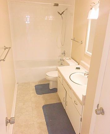 2nd image of 38 Canberra Dr
