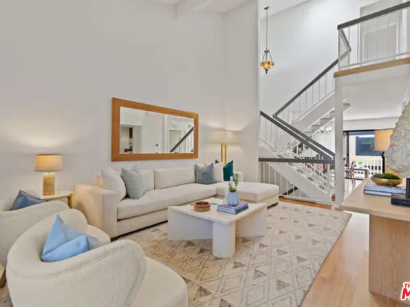 5008 Timberlake Ter, Culver City, CA 90230