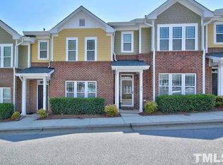 928 Morris Dale Ln, Cary, NC 27519