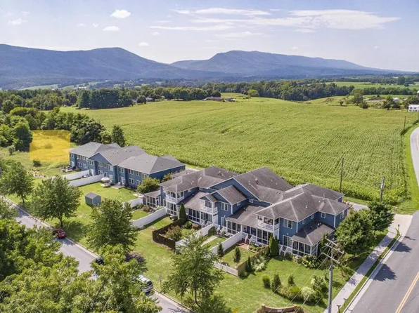 244 Parkside Ct, Woodstock, VA 22664