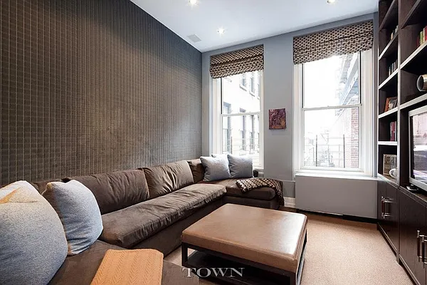 Sold by Town Residential | media 16