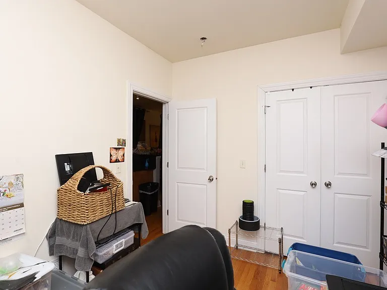 1738 W Altgeld St #K02J — Photo 11