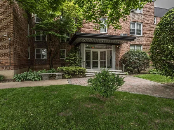 510 Dubois #1C, Valley Stream, NY 11581