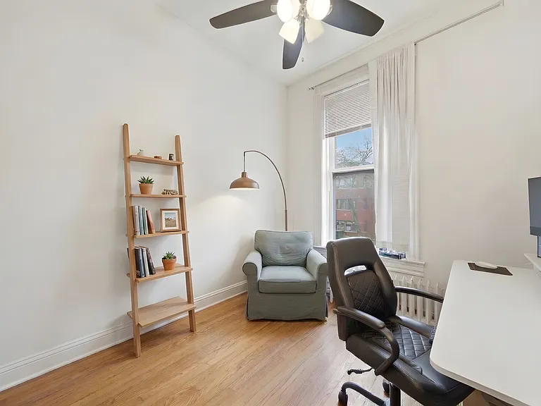 849 W Newport Ave #3 — Photo 13