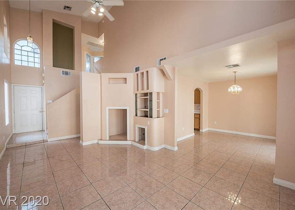 1st image of 3677 Steinbeck Dr