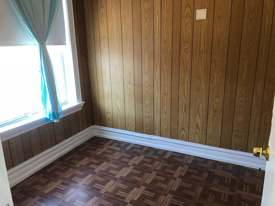 1st image of 3427 N Kedvale Ave Floor 2