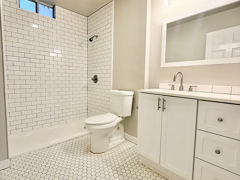 105 Dewitt St — Photo 17