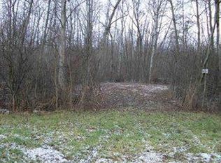 6381 Rounds Rd, Newfane, NY 14108