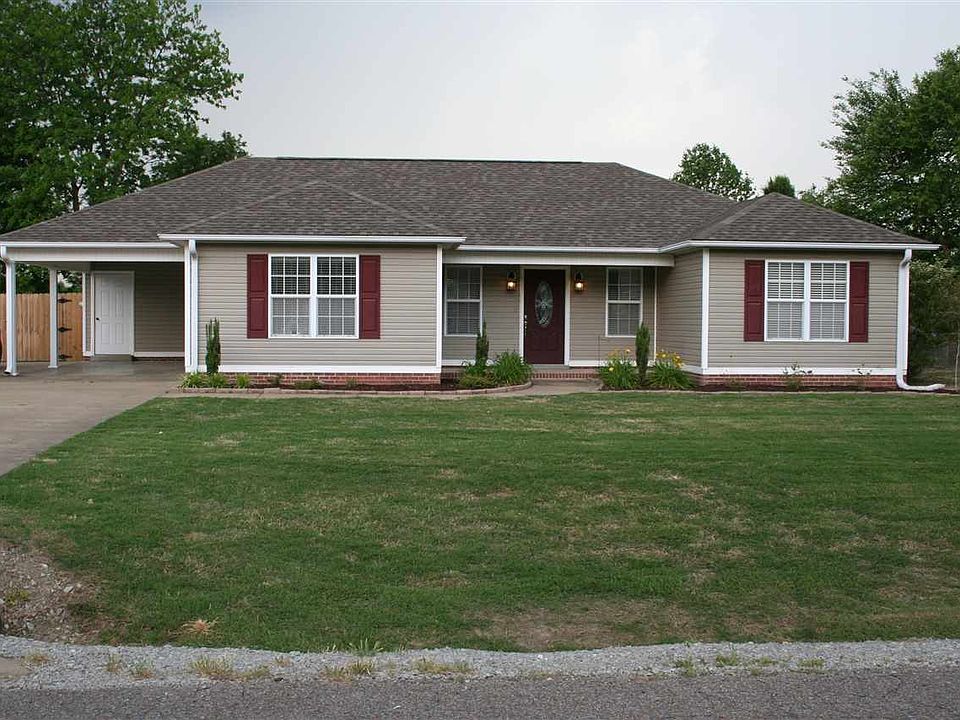 1st image of 125 Benjamin Dr