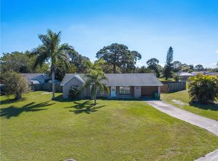 2079 SE Triumph Rd, Port Saint Lucie, FL 34952
