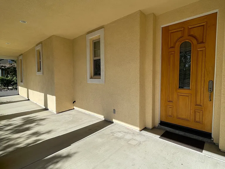3916 Jefferson St — Photo 3
