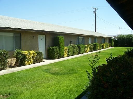 1st image of 21821 Arapahoe Ave APT 3