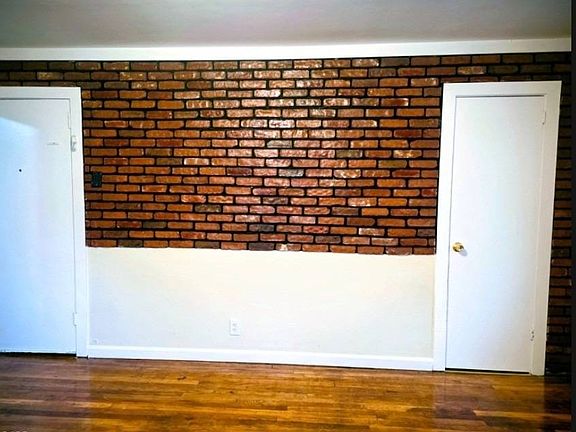3rd image of 331 Union Ave