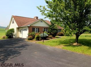 51 Hillcrest Dr, Mc Alisterville, PA 17049