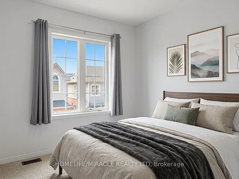 60 1st St #28 — Photo 6