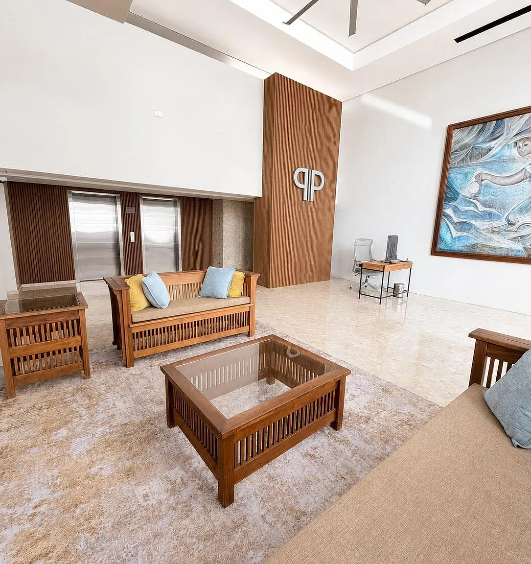 Park Plaza (Condominio) — Photo 2