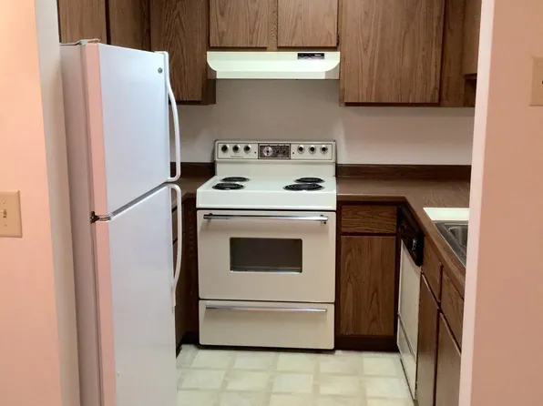 1331 W 3rd St #101, Duluth, MN 55806