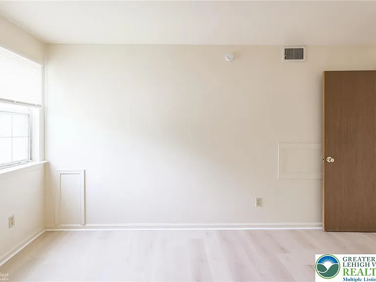 1464 Cedar Crest Blvd #18 — Photo 26