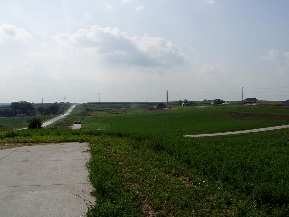 1st image of LOT 4 Hearthstone Dr
